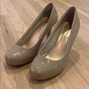 ❤️ SOLD ❤️ Madden Girl Nude Pumps